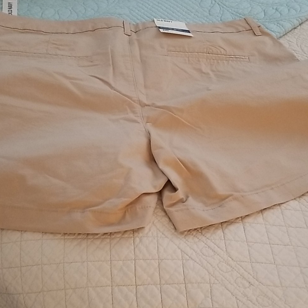 Shorts - Picture 5 of 5